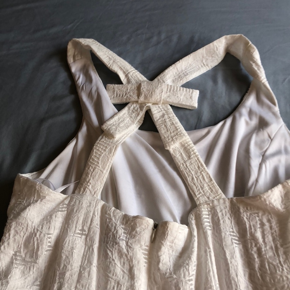 Dress - Picture 3 of 3